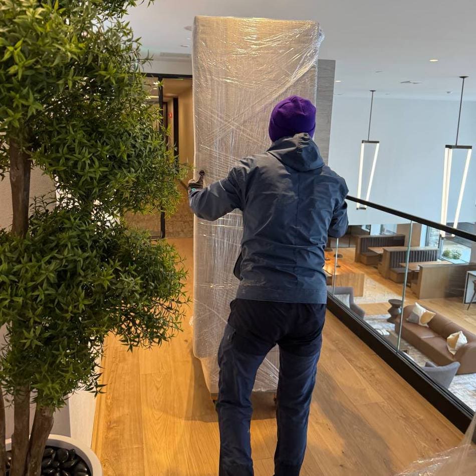 VIP Movers move boxes
