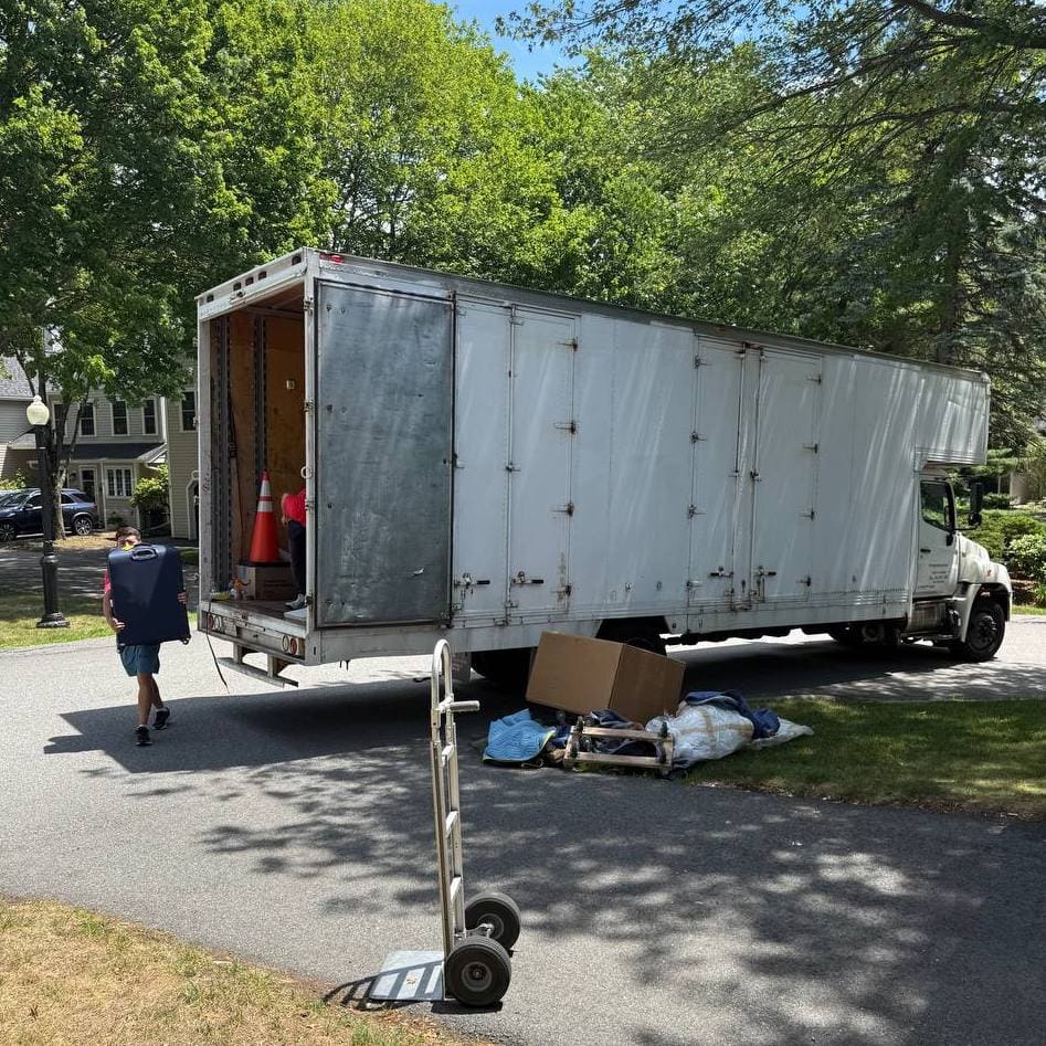 VIP Movers packing and moving boxes